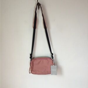 Everlane The‎ Recycled Nylon Sling Crossbody
